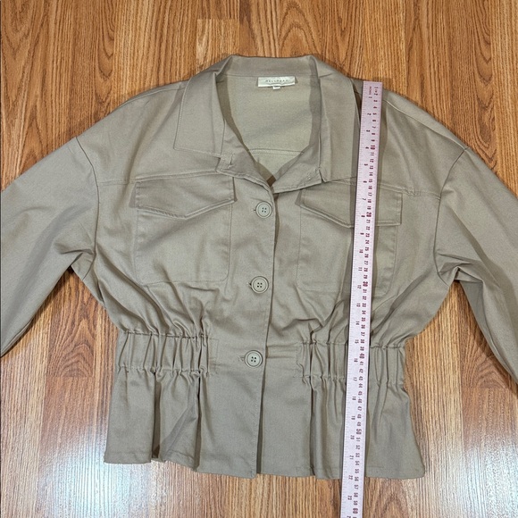 MELLODAY Beige Button-Up Ensemble - Picture 14 of 16